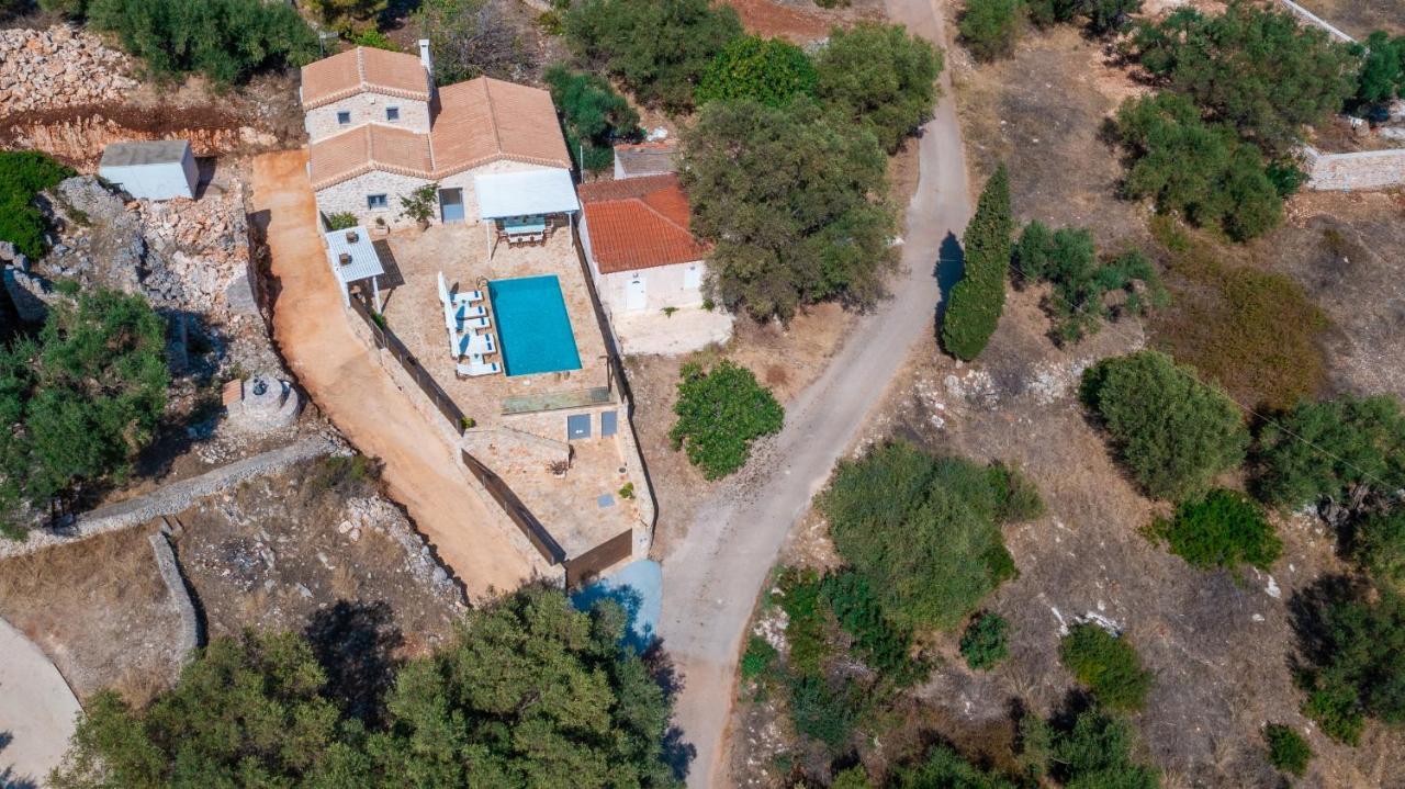 Villa Daniela - Private Pool And Serene Location, By Zantewize Korithion Exterior photo